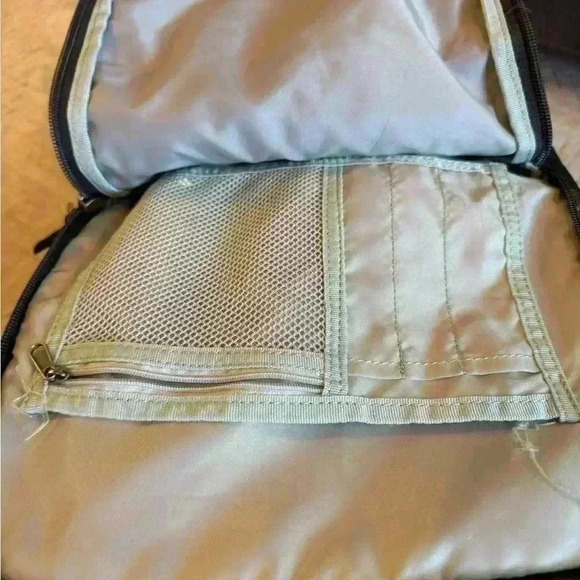 Quicksilver gray backpack - Picture 7 of 8